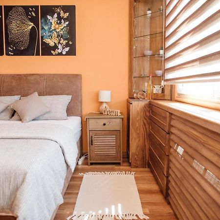 Lara Apartman Apartment ซูโบติกา ภายนอก รูปภาพ