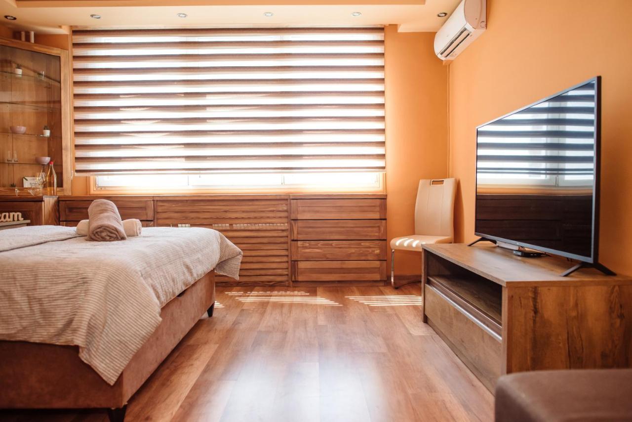 Lara Apartman Apartment ซูโบติกา ภายนอก รูปภาพ