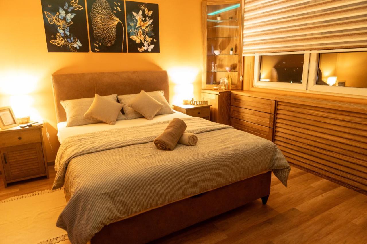 Lara Apartman Apartment ซูโบติกา ภายนอก รูปภาพ