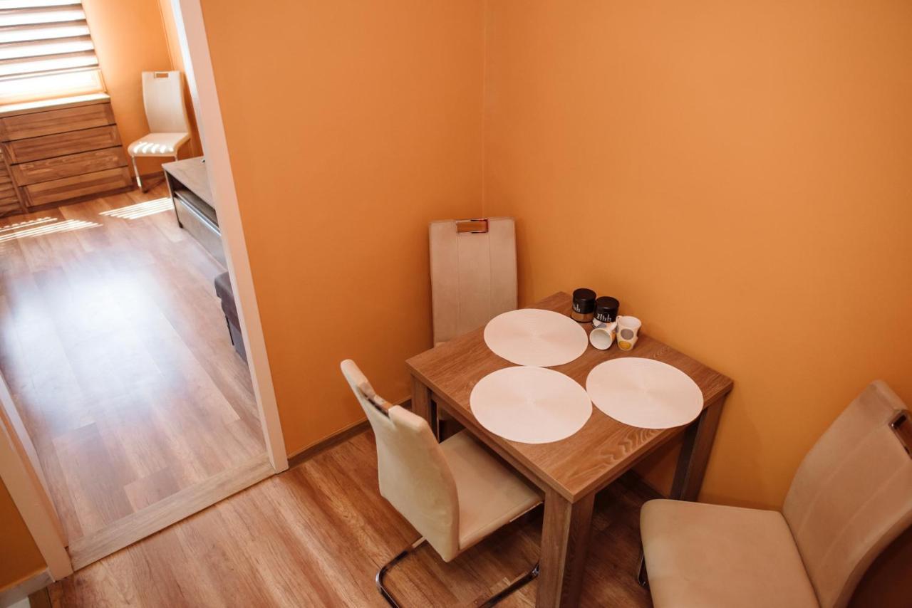 Lara Apartman Apartment ซูโบติกา ภายนอก รูปภาพ